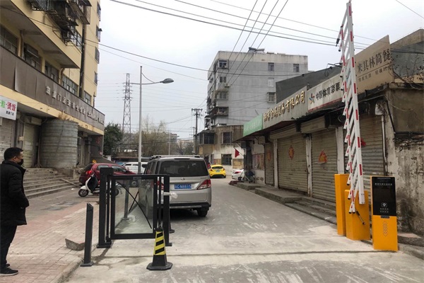 徐州銅沛街一號樓選擇徐州海角成人伦乱社区科技有限公司海角社区在线係統加廣告小門產品