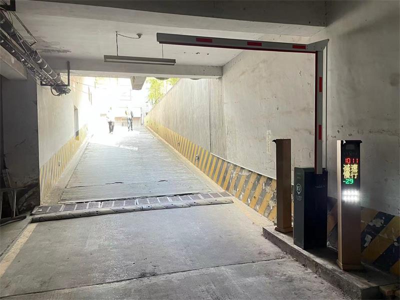 徐州飯店地下停車場海角社区在线係統